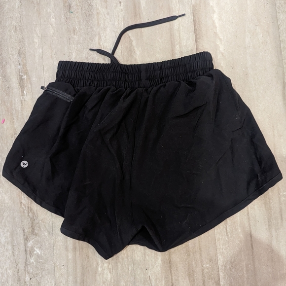 NWOT Puliou Athletic Running Shorts size Medium - Picture 2 of 2